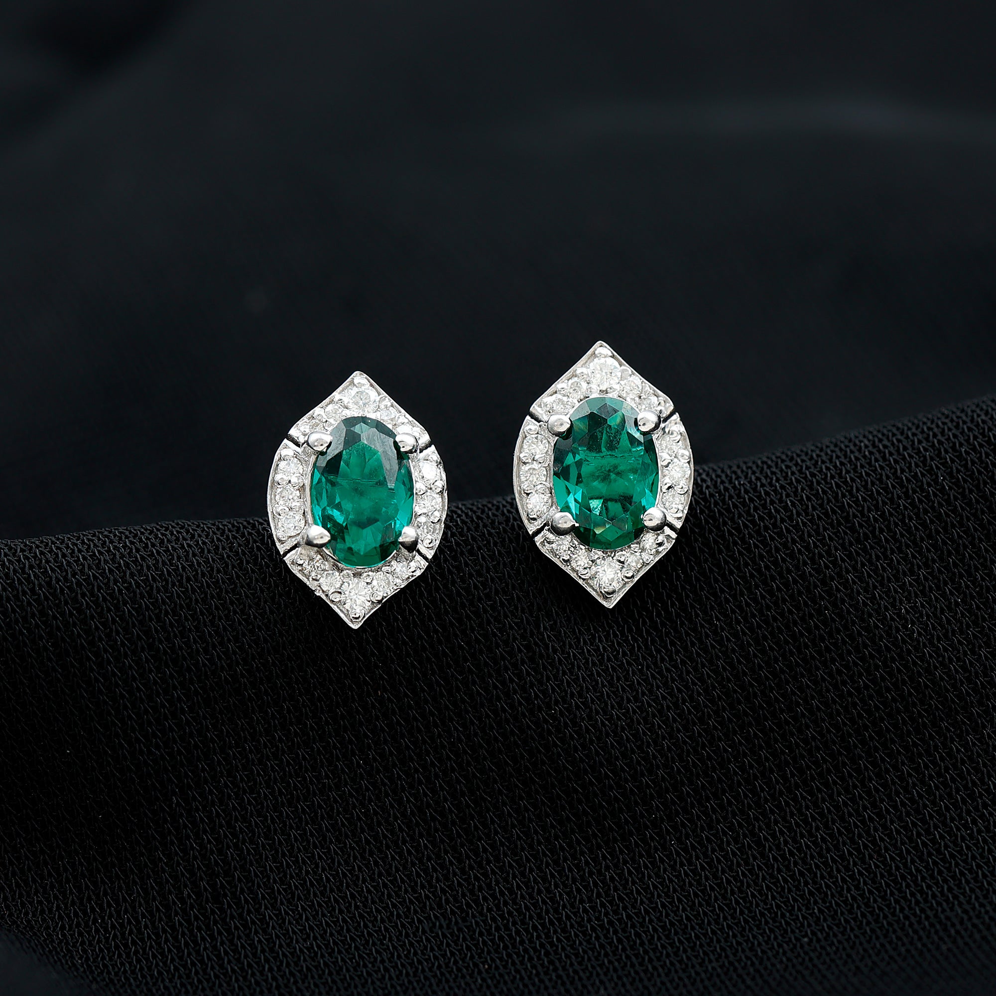 Certified 1.7 Carat Lab Grown Emerald Vintage Stud Earrings with Moissanite
