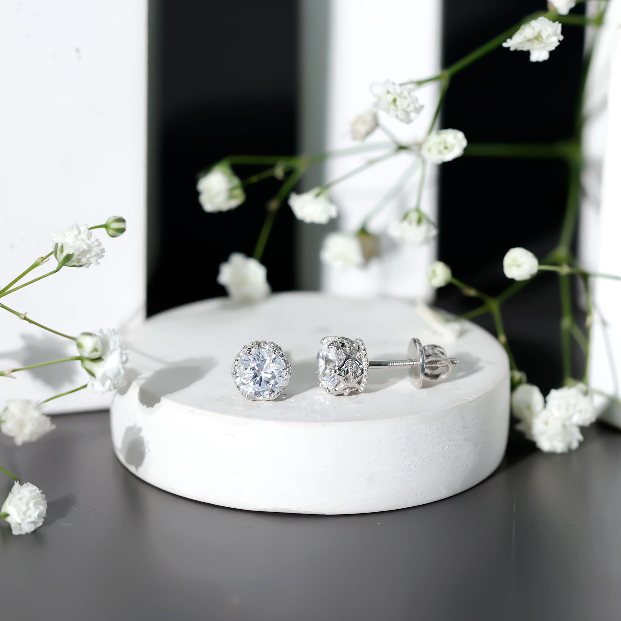 2 CT Round Cut Zircon Solitaire Stud Earrings in Crown Setting