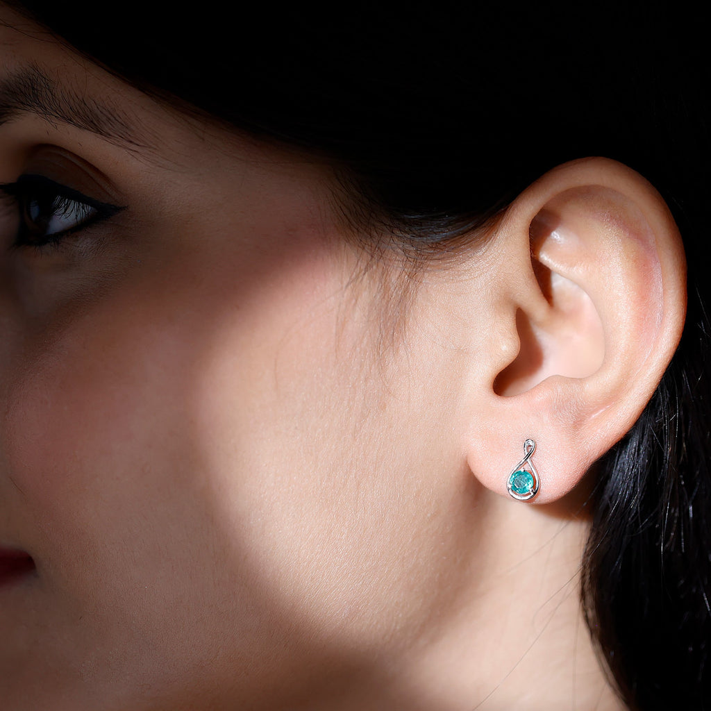 0.99 Carat Round Cut Emerald Solitaire Stud Earrings