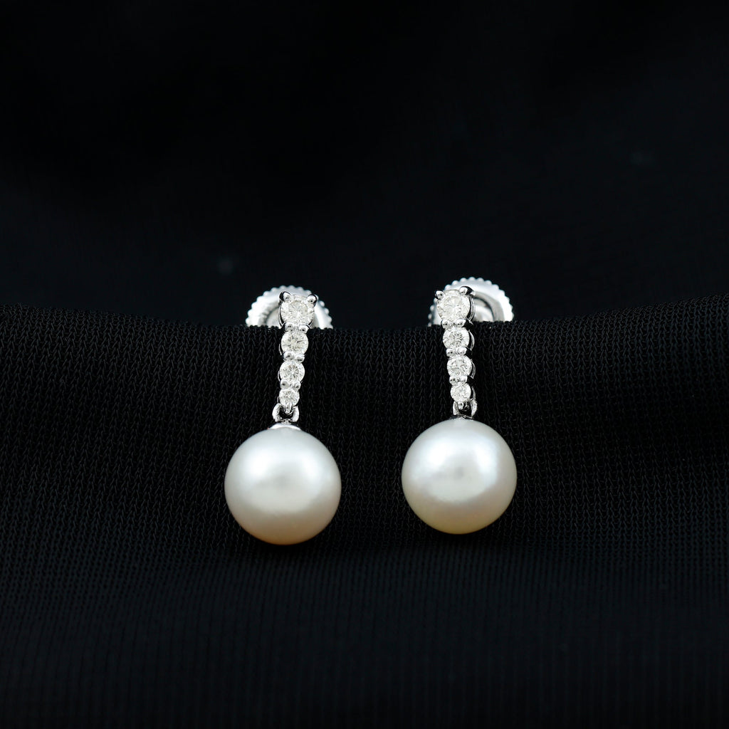 15 Carat Freshwater Pearl Drop Earrings with Diamond