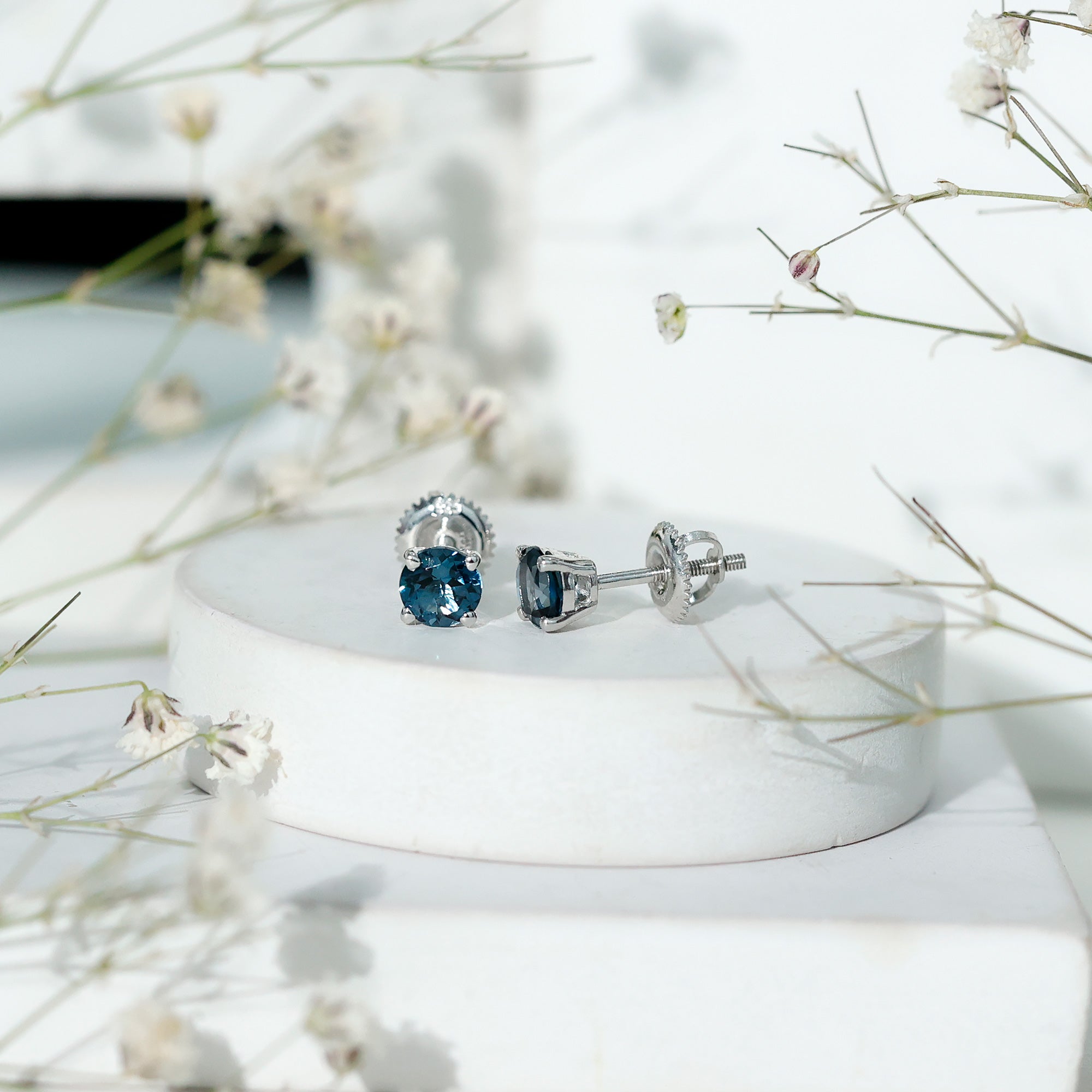 Real London Blue Topaz Solitaire Stud Earrings in Silver