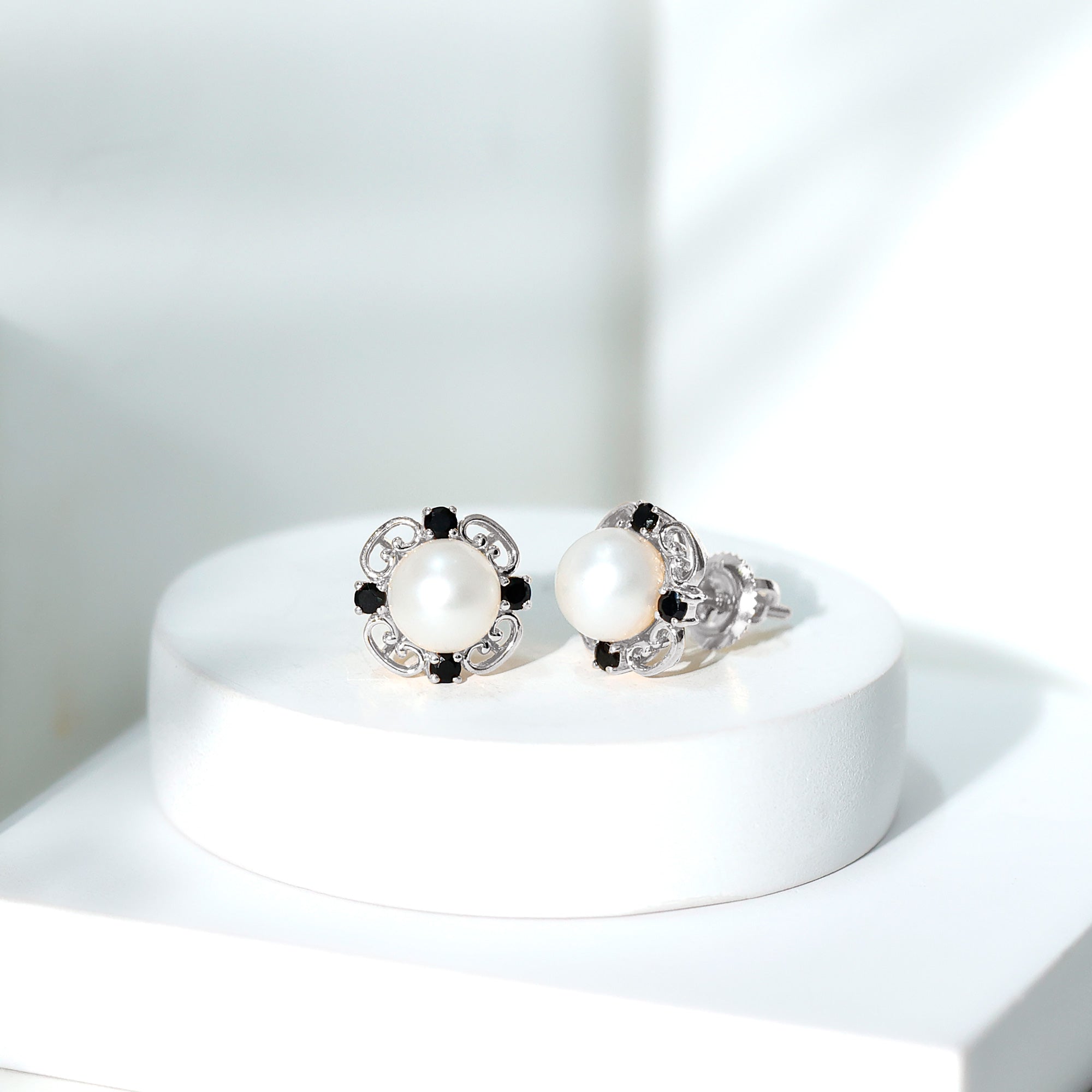 Vintage Style Freshwater Pearl and Black Onyx Stud Earrings
