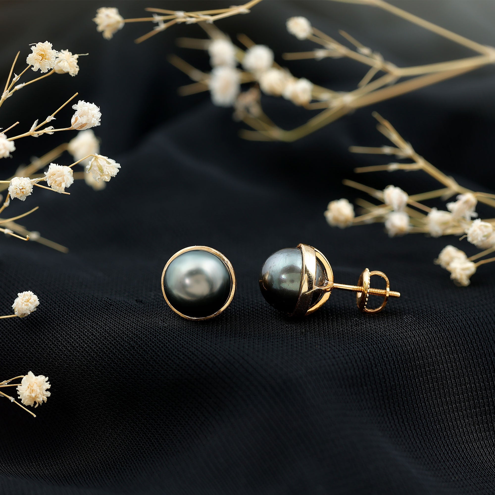 16 Carat Genuine Tahitian Black Pearl Stud Earring With Certificate