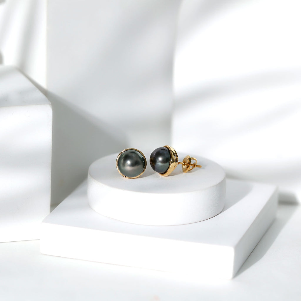 16 Carat Genuine Tahitian Black Pearl Stud Earring With Certificate