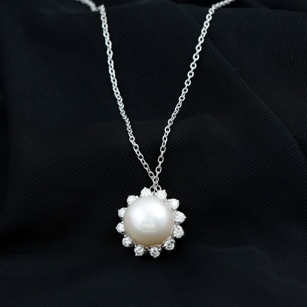 Natural 11 Carat Freshwater Pearl Flower Necklace in Silver