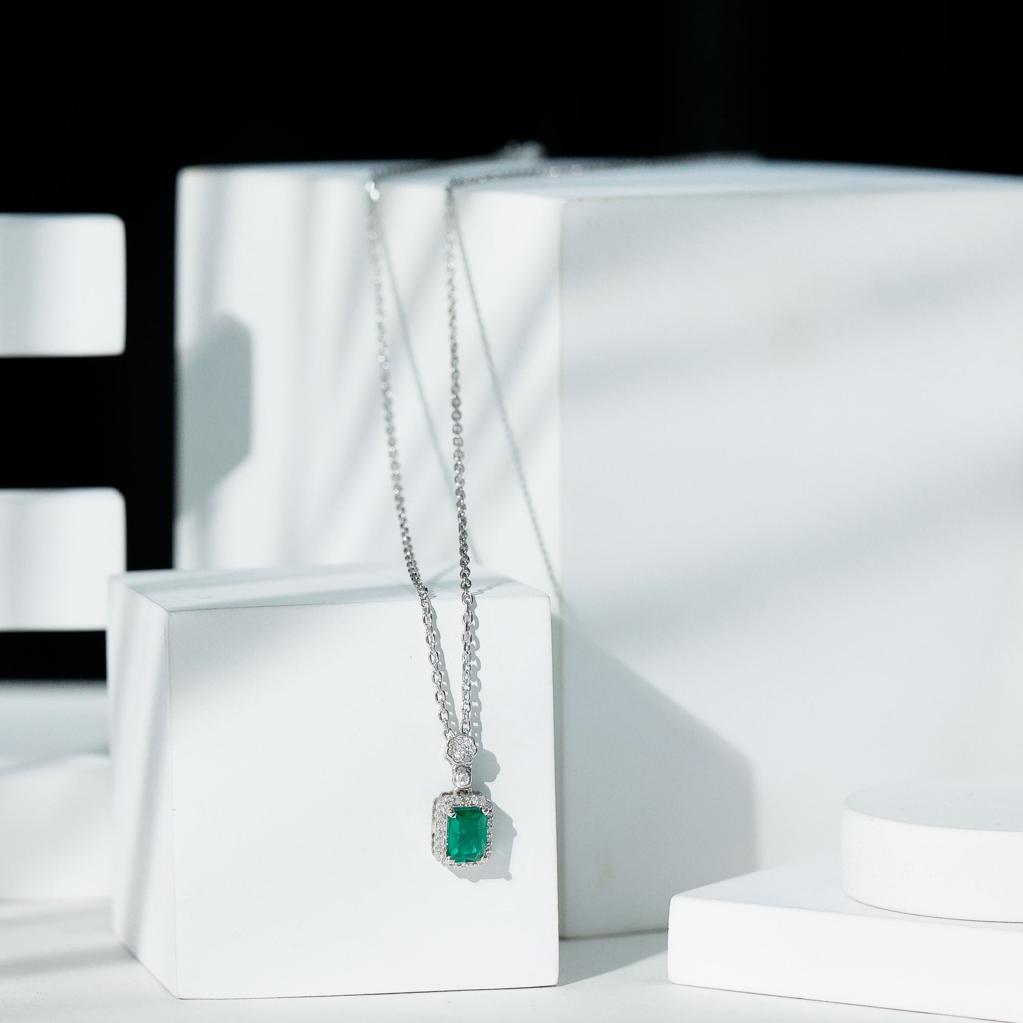 Vintage Style 1.6 Carat Lab Grown Emerald Necklace with Silver Chain