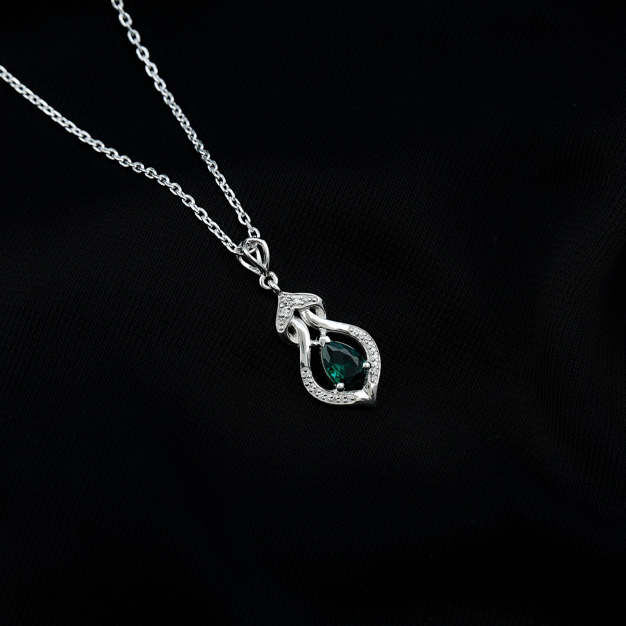 Vintage Inspired 0.7 Carat Lab Grown Emerald Pendant Necklace with Silver Chain