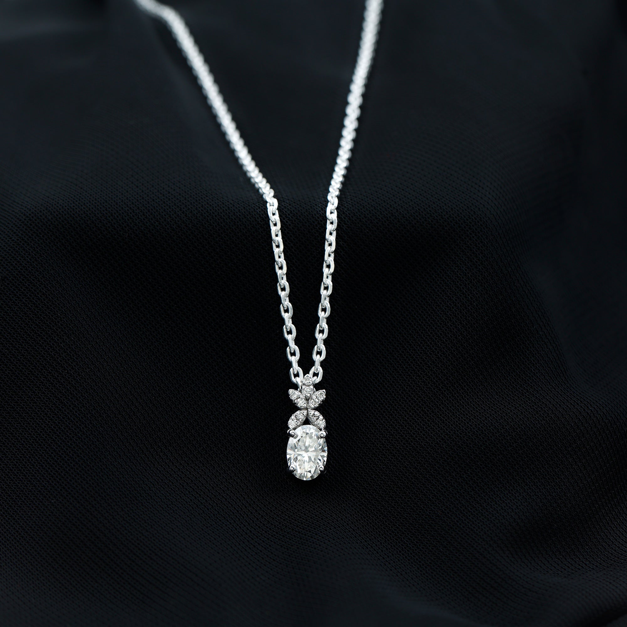 5X7 MM Oval Shaped Lab Grown Diamond Flower Pendant