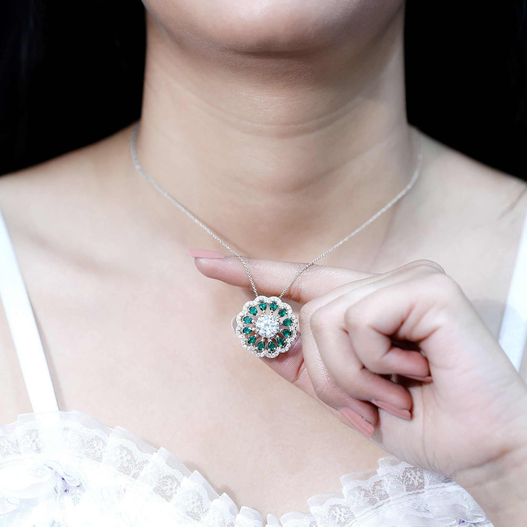 9 MM Lab Grown Diamond Flower Bridal Necklace With Emerald