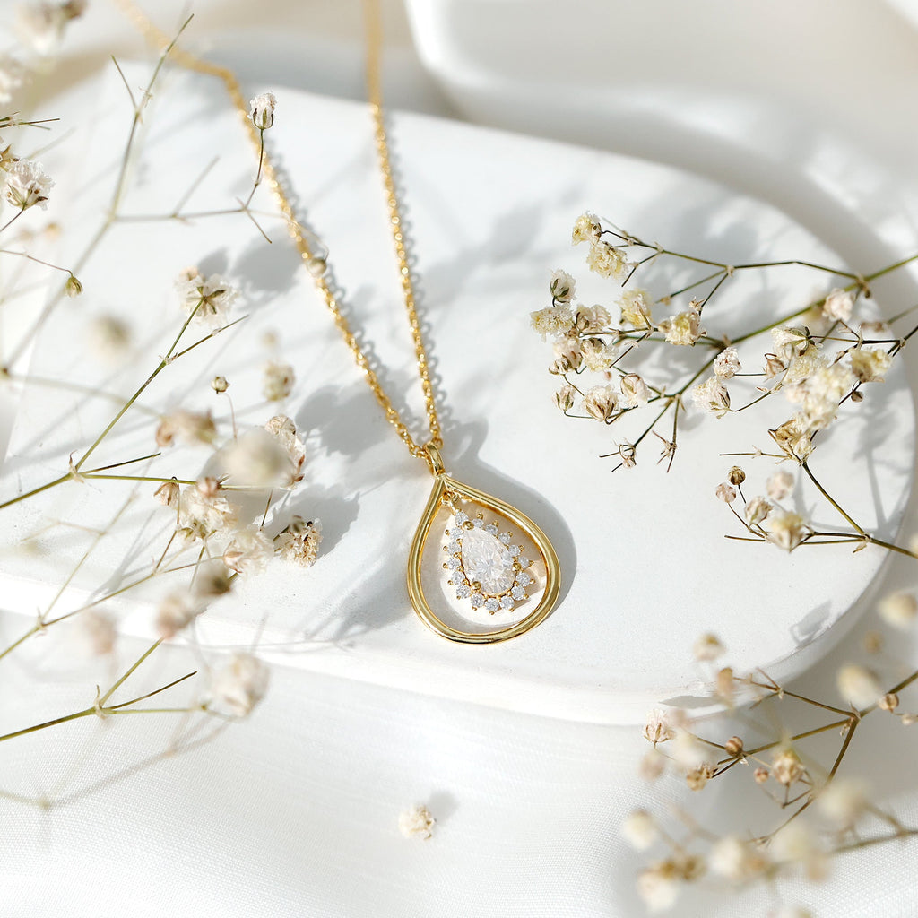 Certified Pear Shaped Moissanite Wedding Necklace for Bride