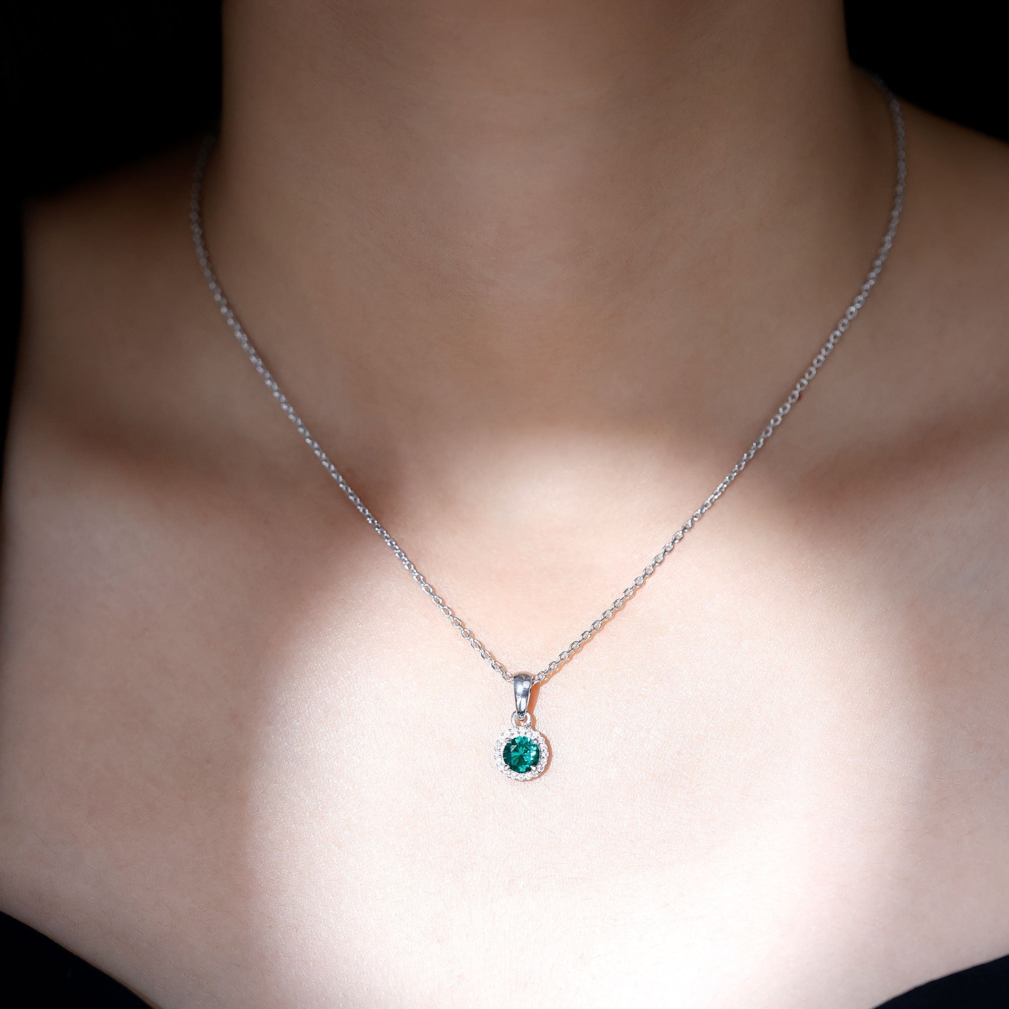 0.8 Carat Lab Created Emerald and Moissanite Halo Necklace with Chain