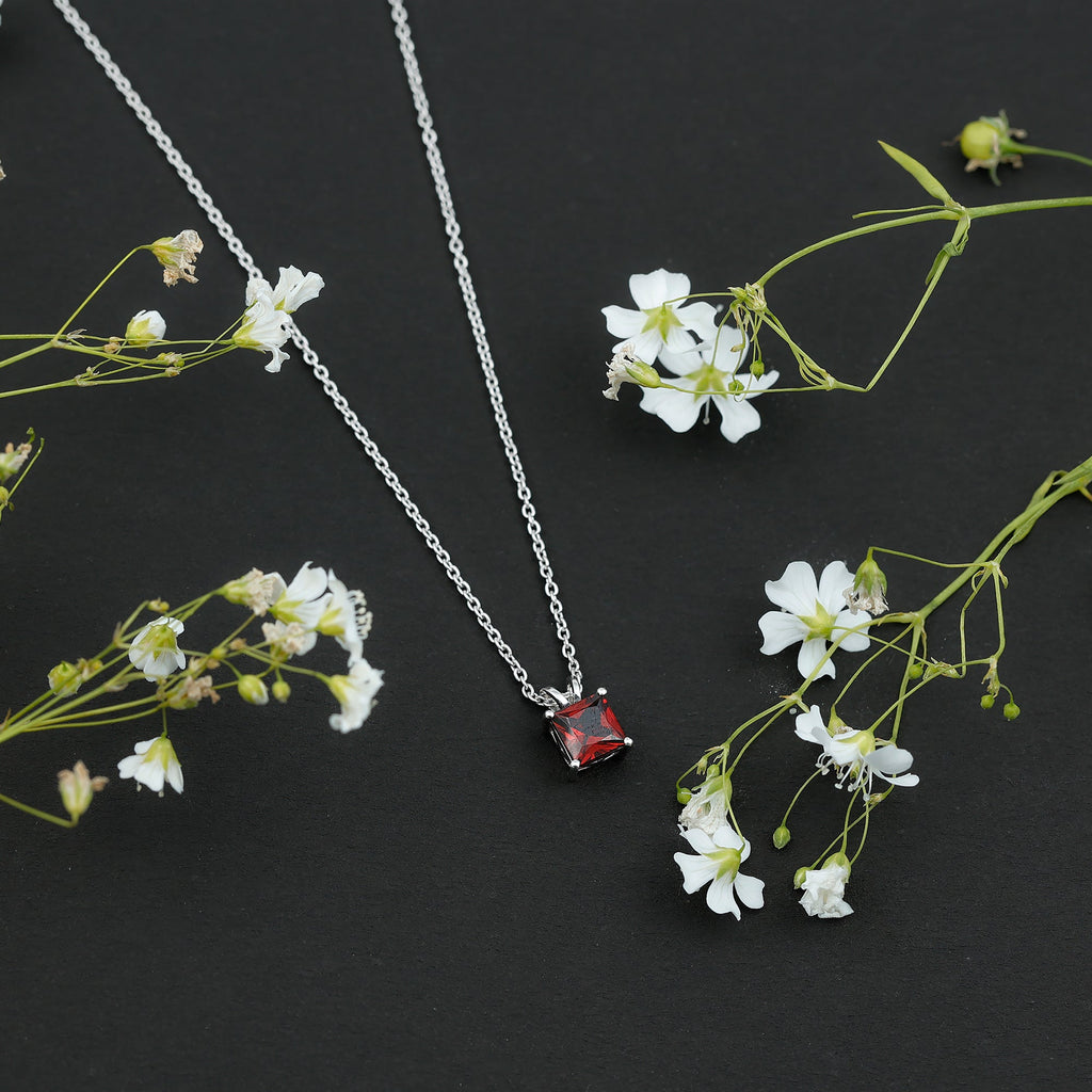 Solitaire 1.4 Carat Garnet Princess Cut Pendant Necklace with Chain