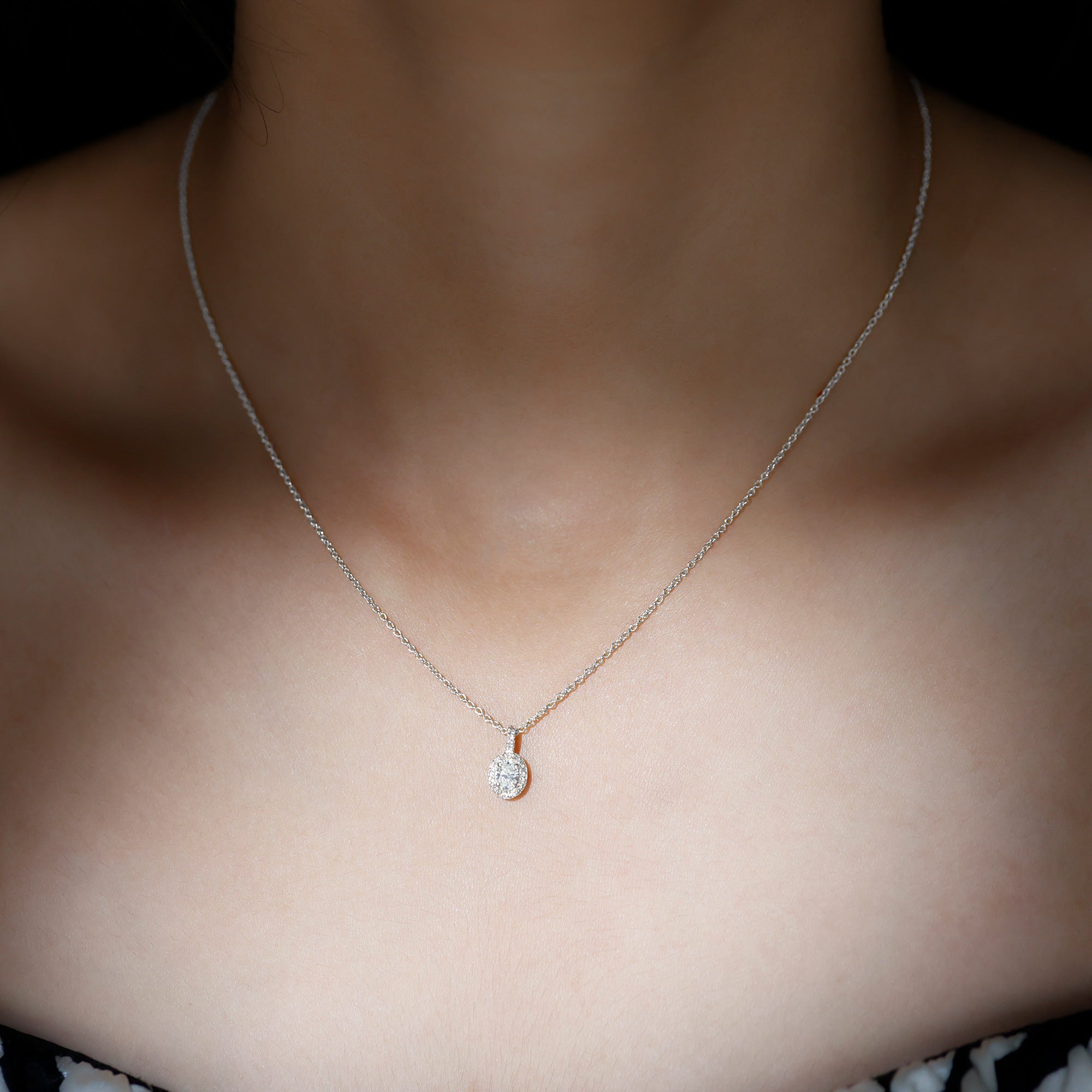 Oval Shaped Real Diamond Pendant Necklace With Chain