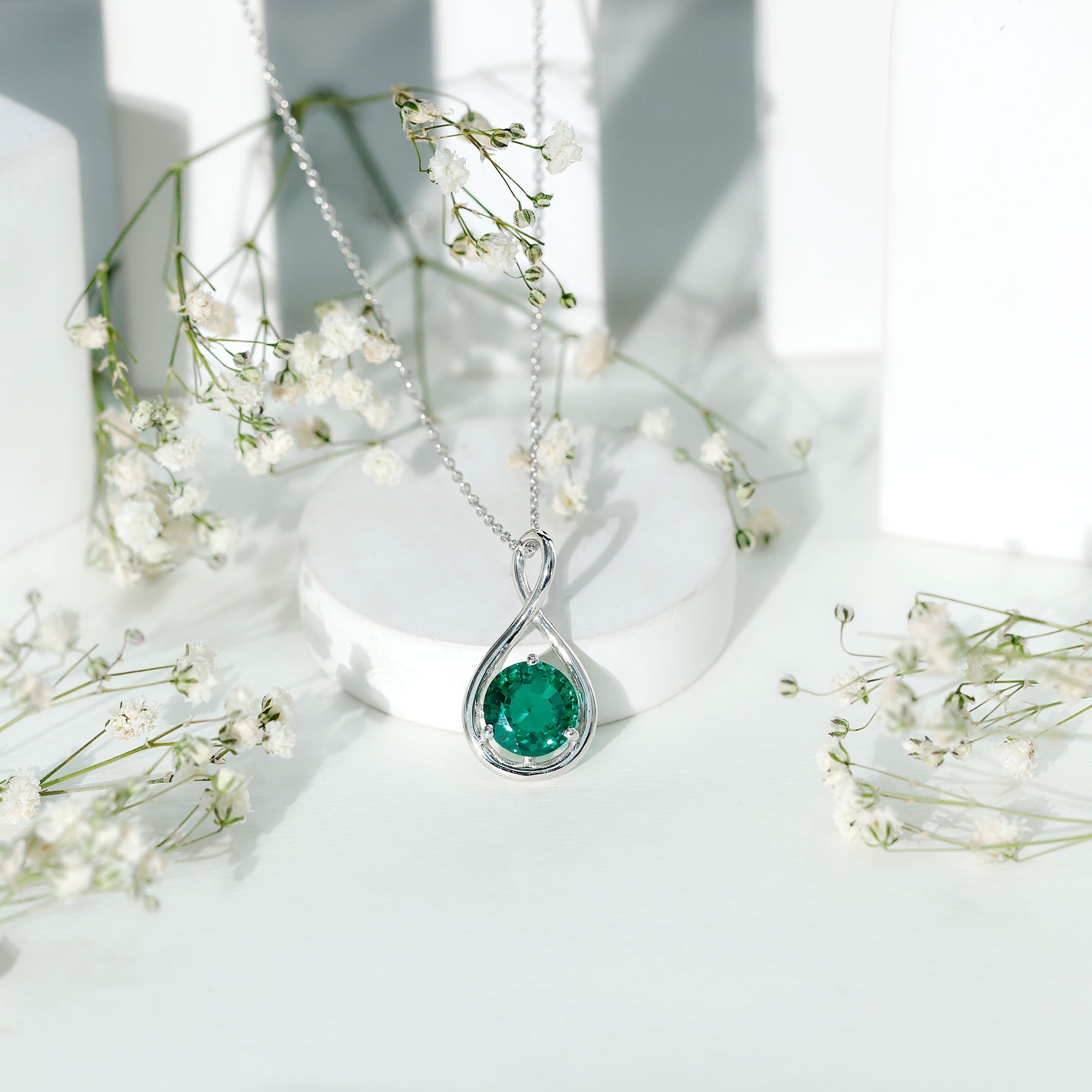 Solitaire 3.5 Carat Lab Grown Emerald Infinity Necklace