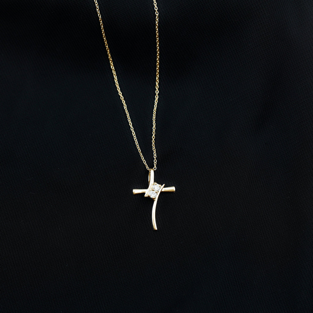 0.14 CT Lab Grown Diamond Cross Necklace (Hidden Bail)