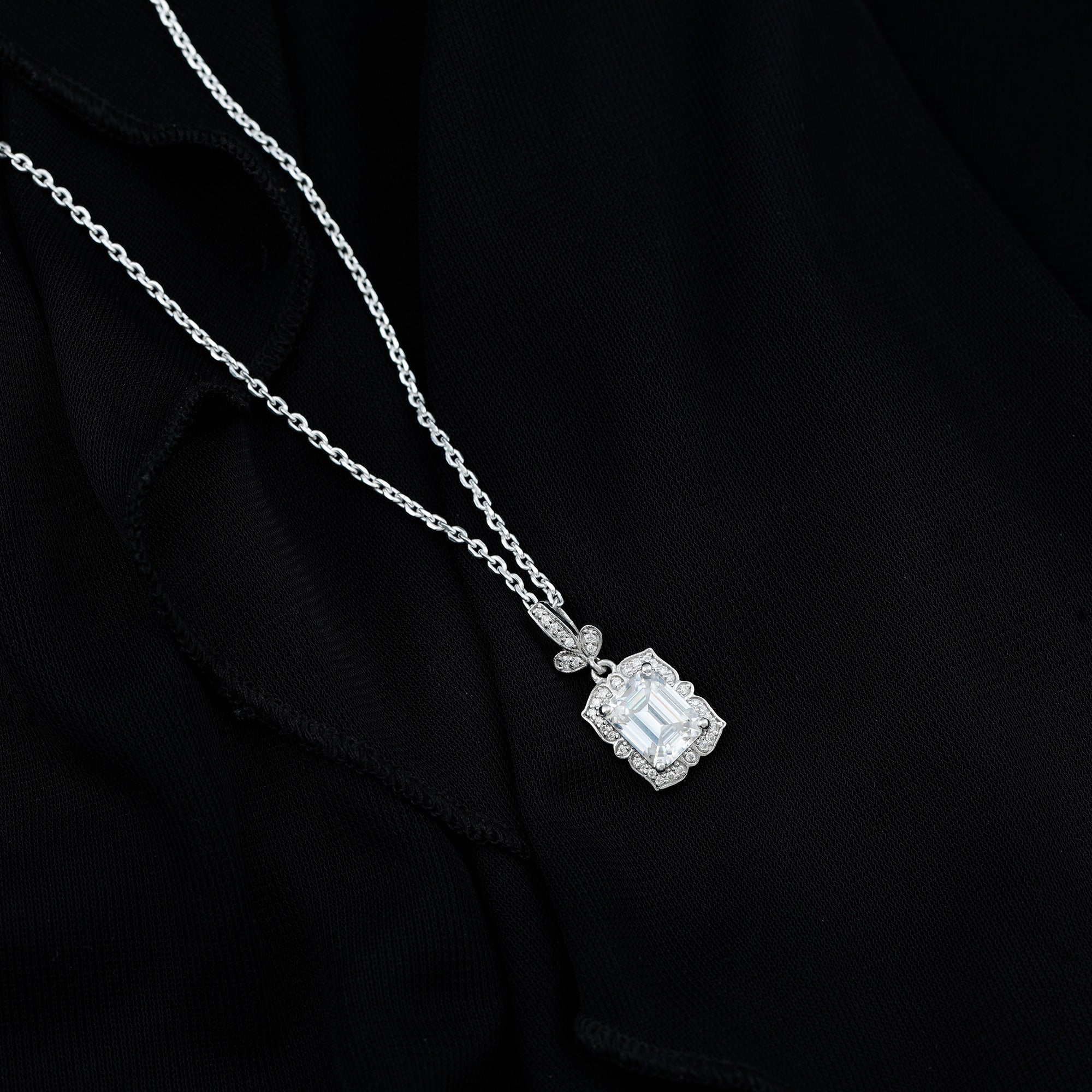 2.8 Carat Vintage Inspired Moissanite Emerald Cut Necklace With Silver Chain