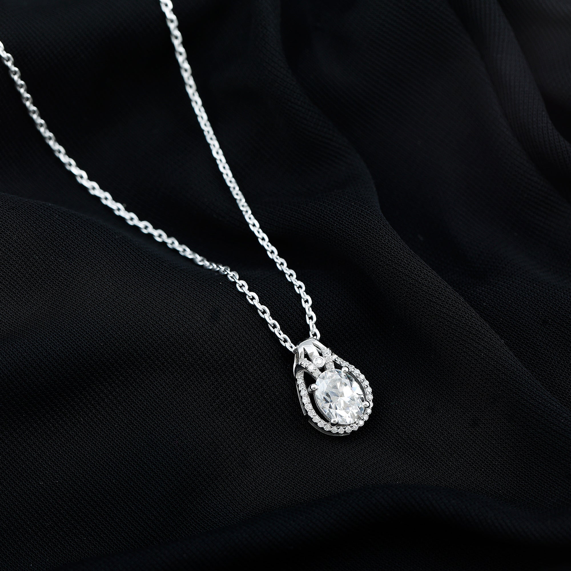 2 Carat Oval Cut Moissanite Drop Necklace For Wedding