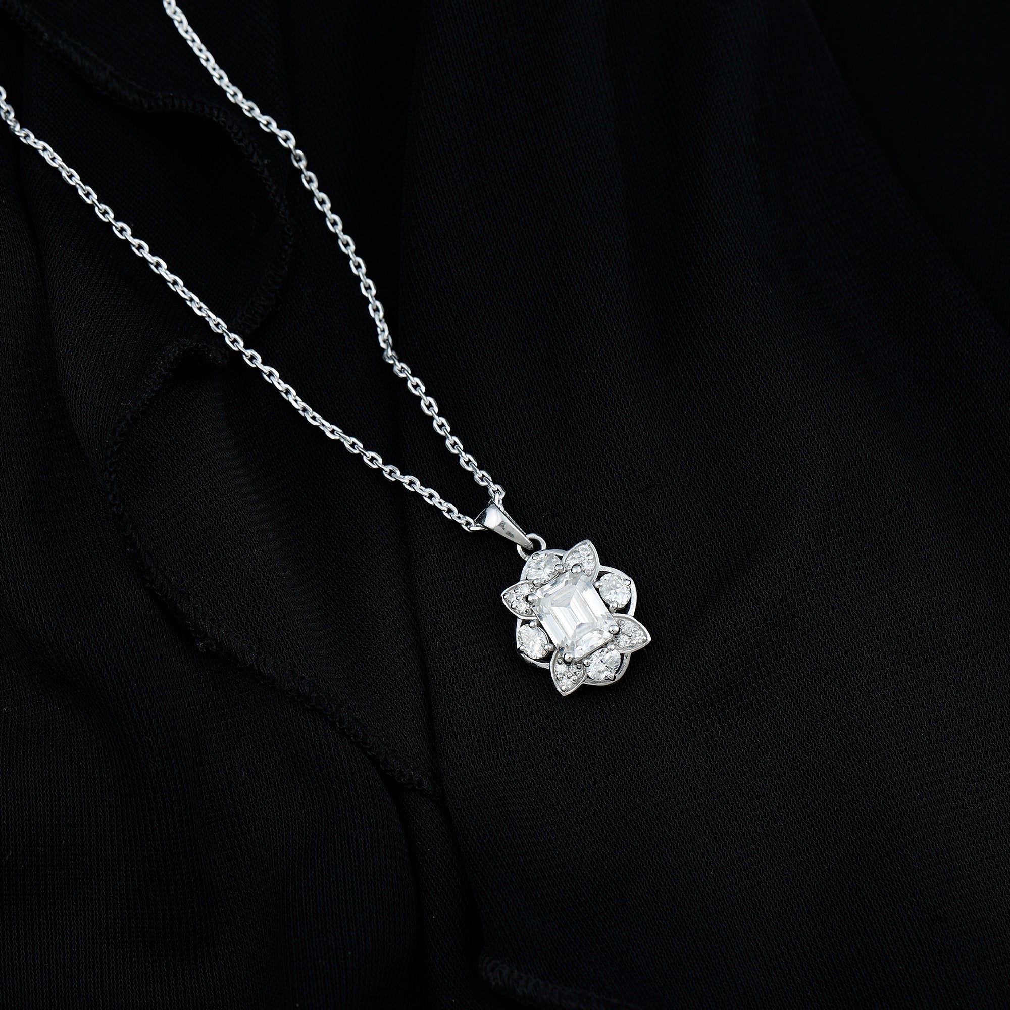 Certified 2.8 Carat Emerald Cut Moissanite Designer Necklace With Silver Chain