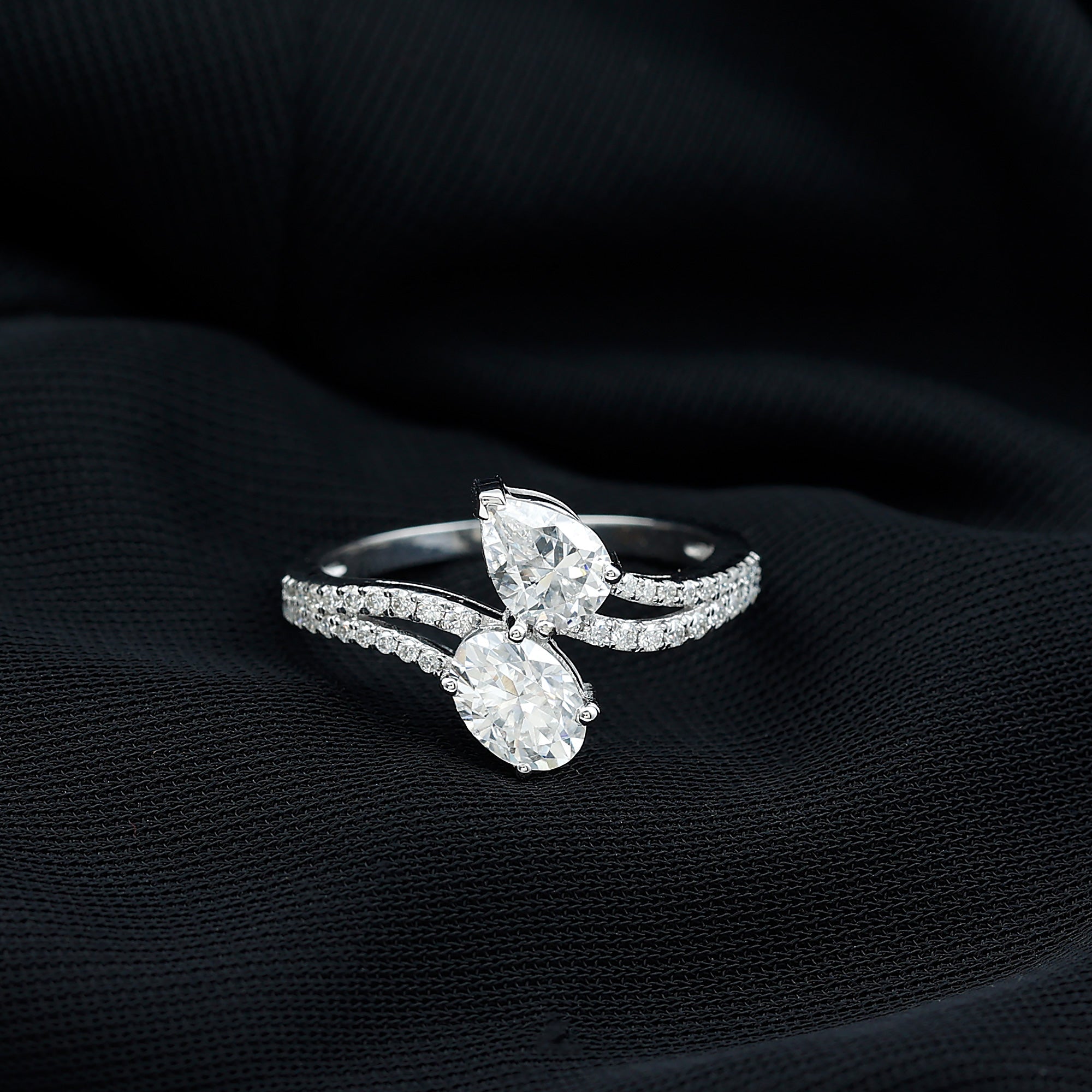 Certified Lab Grown Diamond Toi Et Moi Engagement Ring