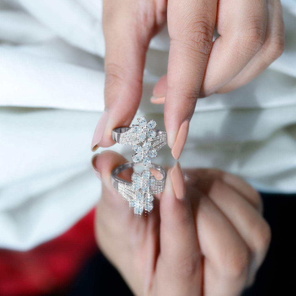 Certified Lab Grown Diamond Flower Engagement Ring For Women