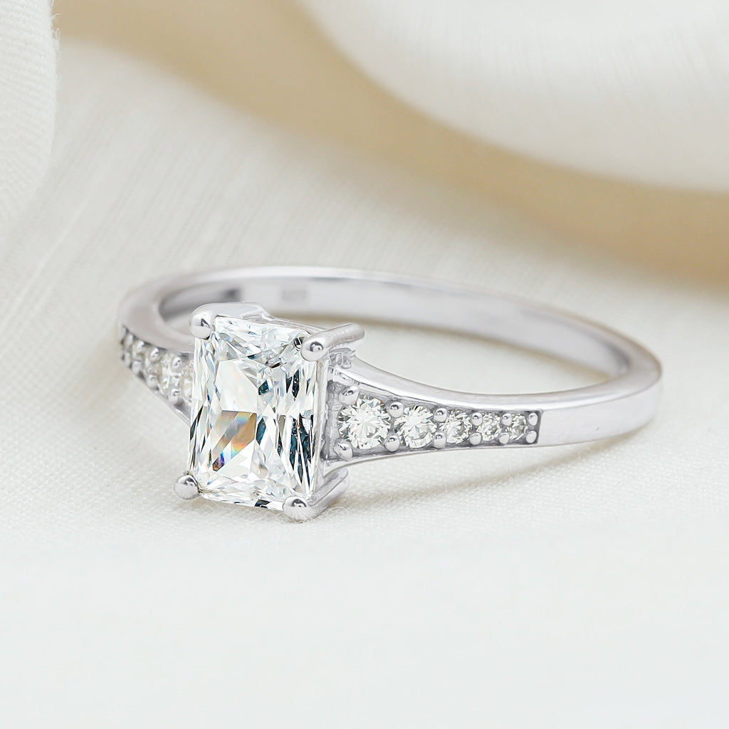 Brilliant Cut 7X5 MM Lab Grown Diamond Emerald Cut Engagement Ring