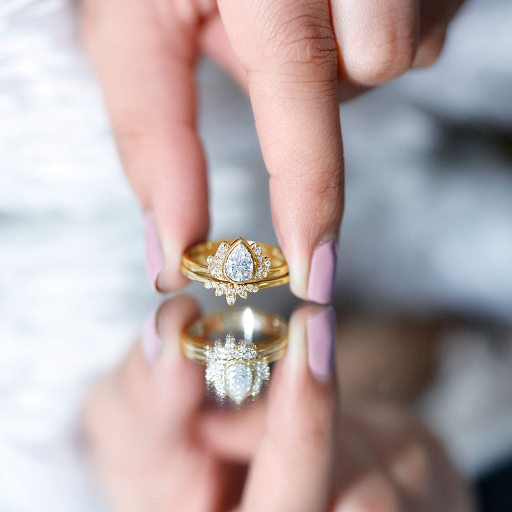 Certified Zircon Lotus Floral Bridal Wedding Ring Set