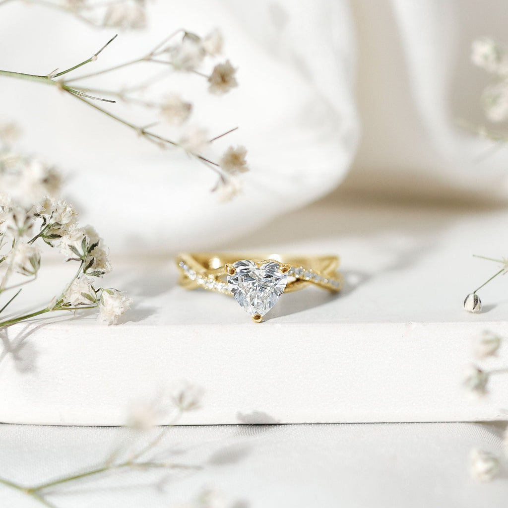 Zircon Crossover Solitaire Engagement Ring