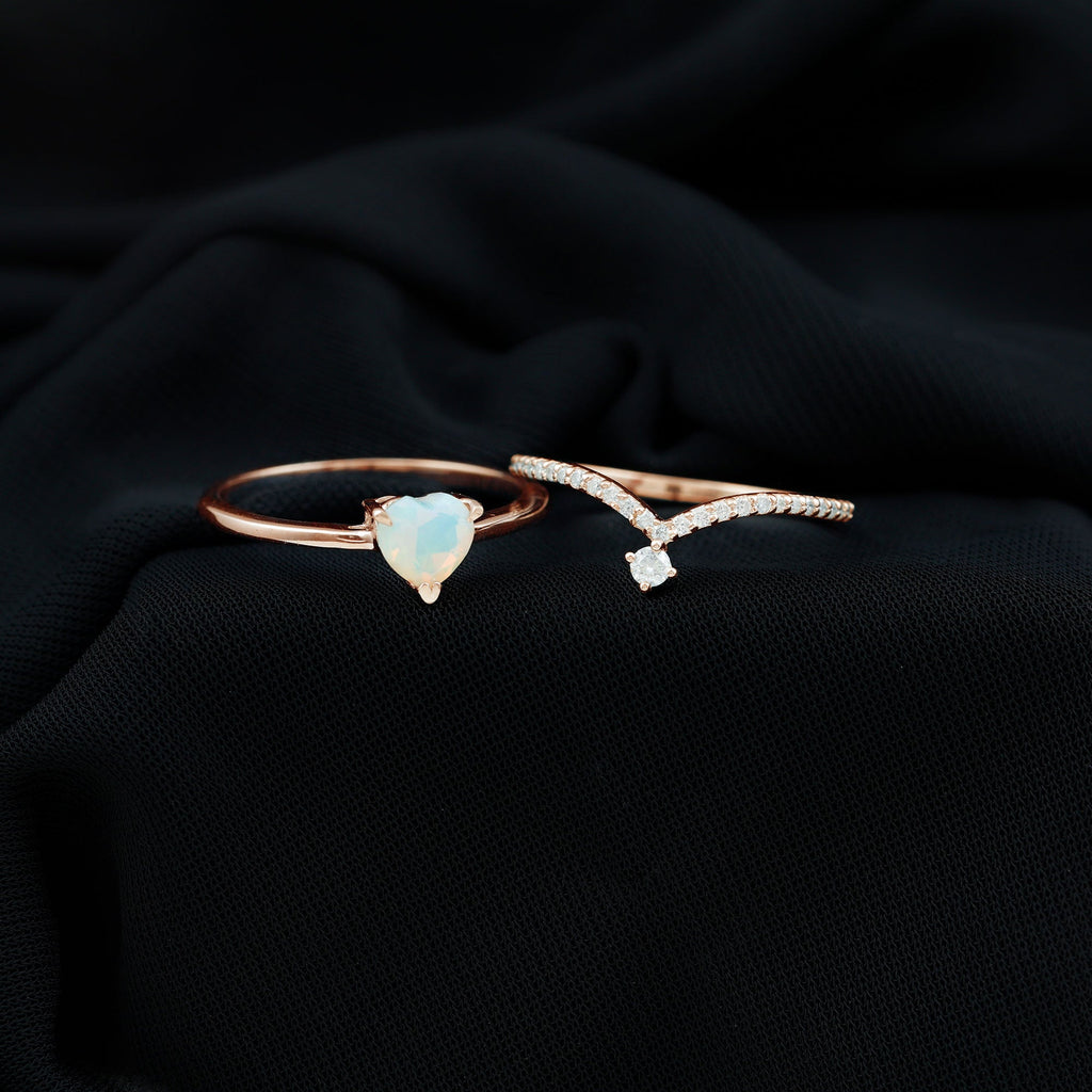 0.7 Carat Heart Ethiopian Opal Wedding Ring Set with Diamond