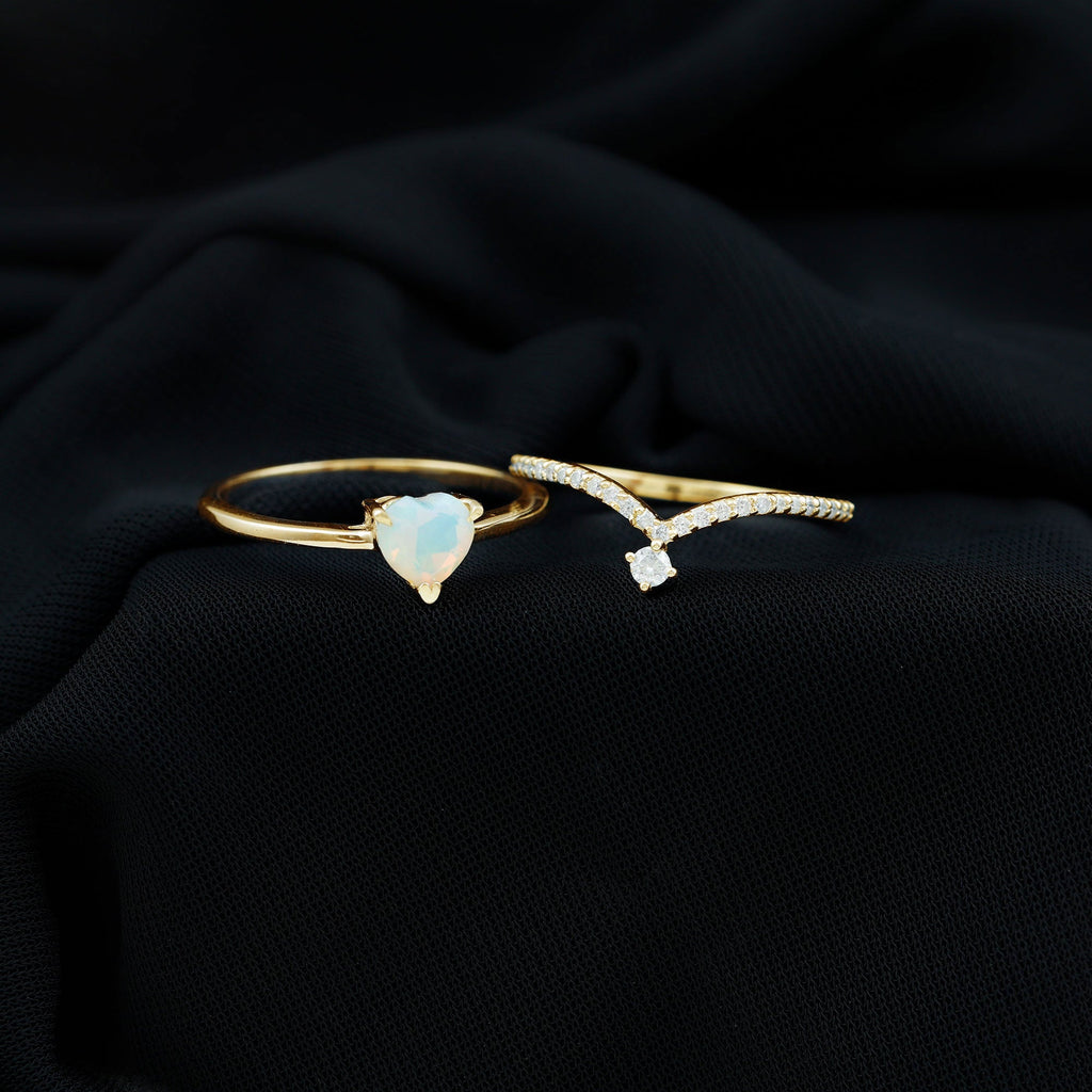 0.7 Carat Heart Ethiopian Opal Wedding Ring Set with Diamond