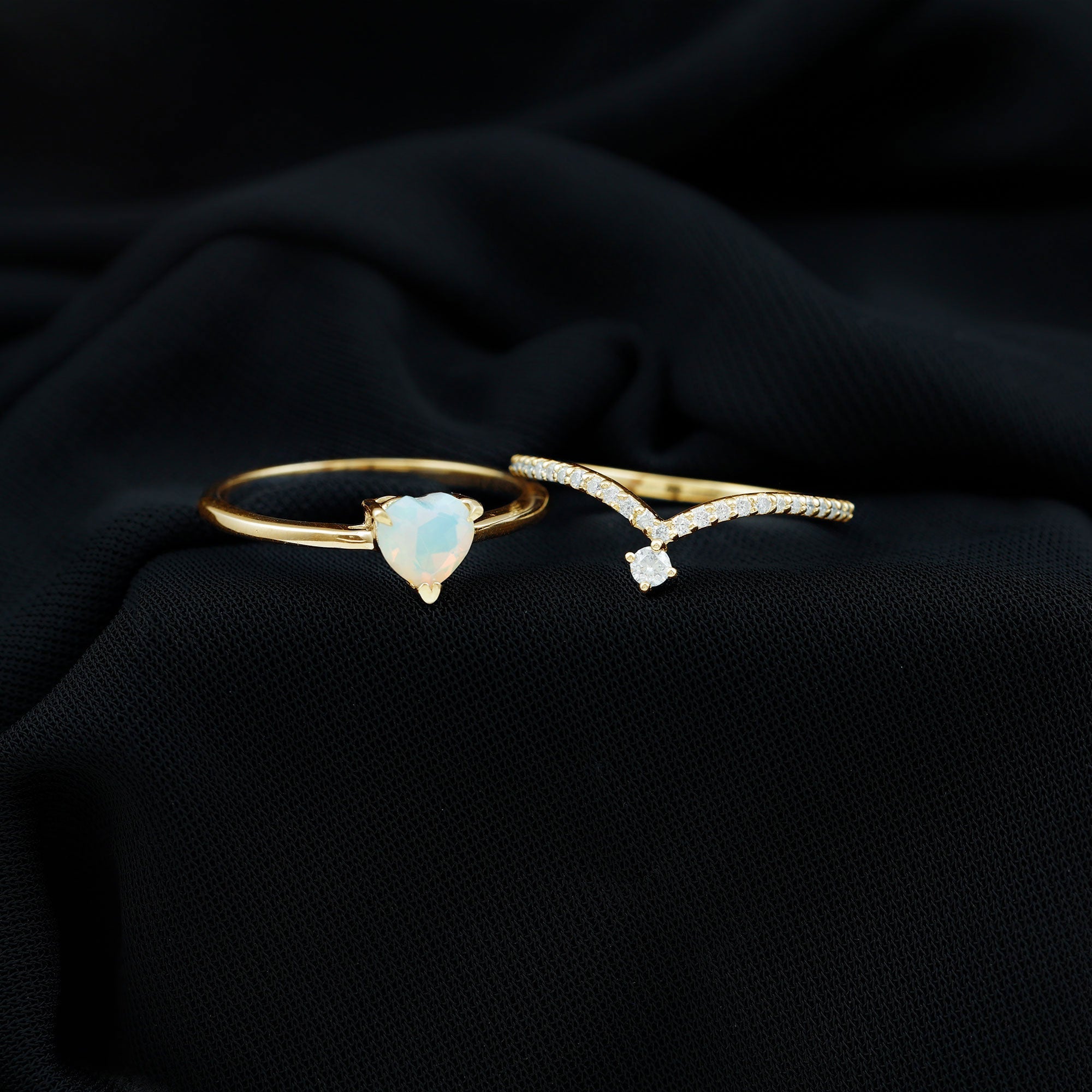 0.7 Carat Heart Ethiopian Opal Wedding Ring Set with Diamond