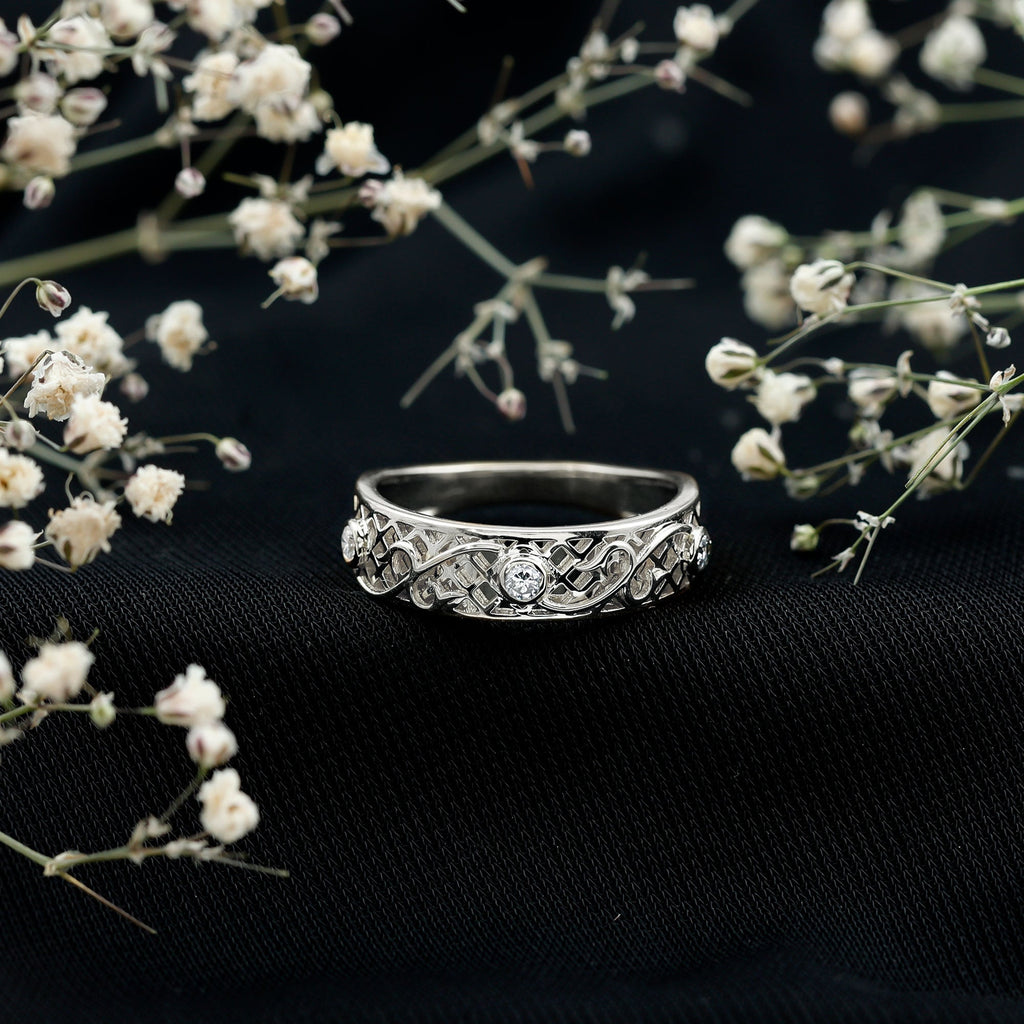 Bezel Set Round Diamond Filigree Ring