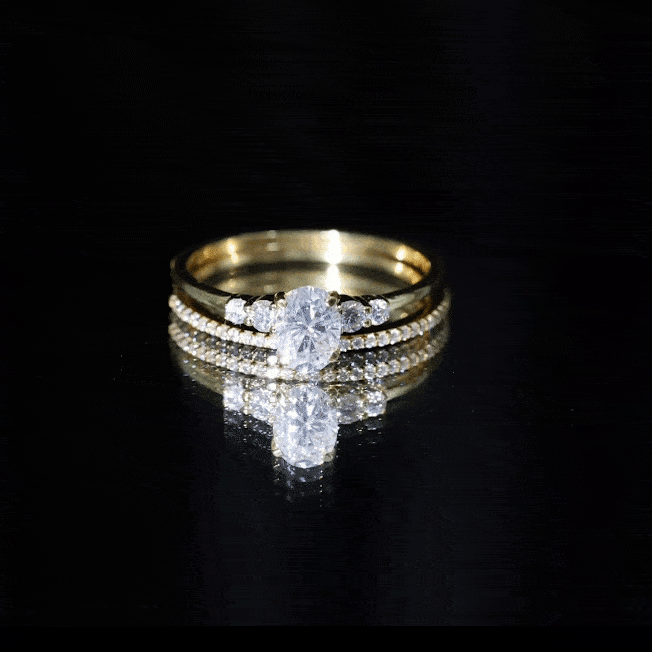 IGI Certified Lab Grown Diamond Engagement Ring with Wedding Band