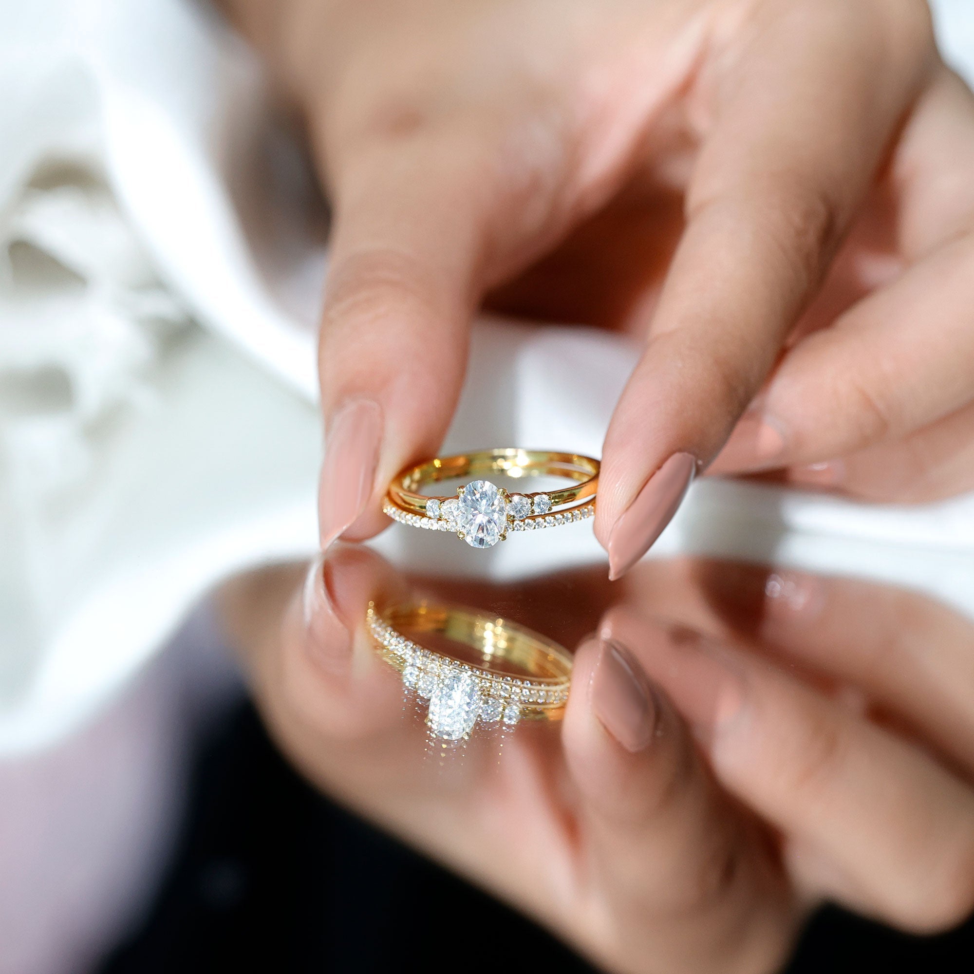 IGI Certified Lab Grown Diamond Engagement Ring with Wedding Band