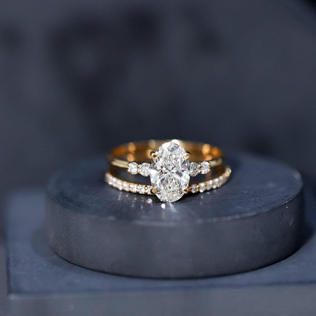 IGI Certified 3 Carat Oval Lab Grown Diamond Marriage Ring Set for Women
