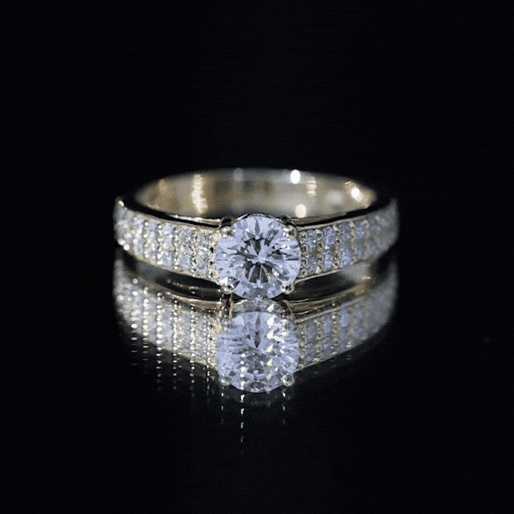 Certified Lab Grown Diamond 1Ct Engagement Ring With Side Stones