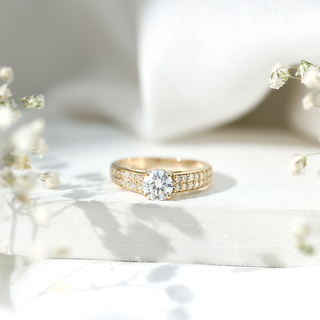 Certified Lab Grown Diamond 1Ct Engagement Ring With Side Stones