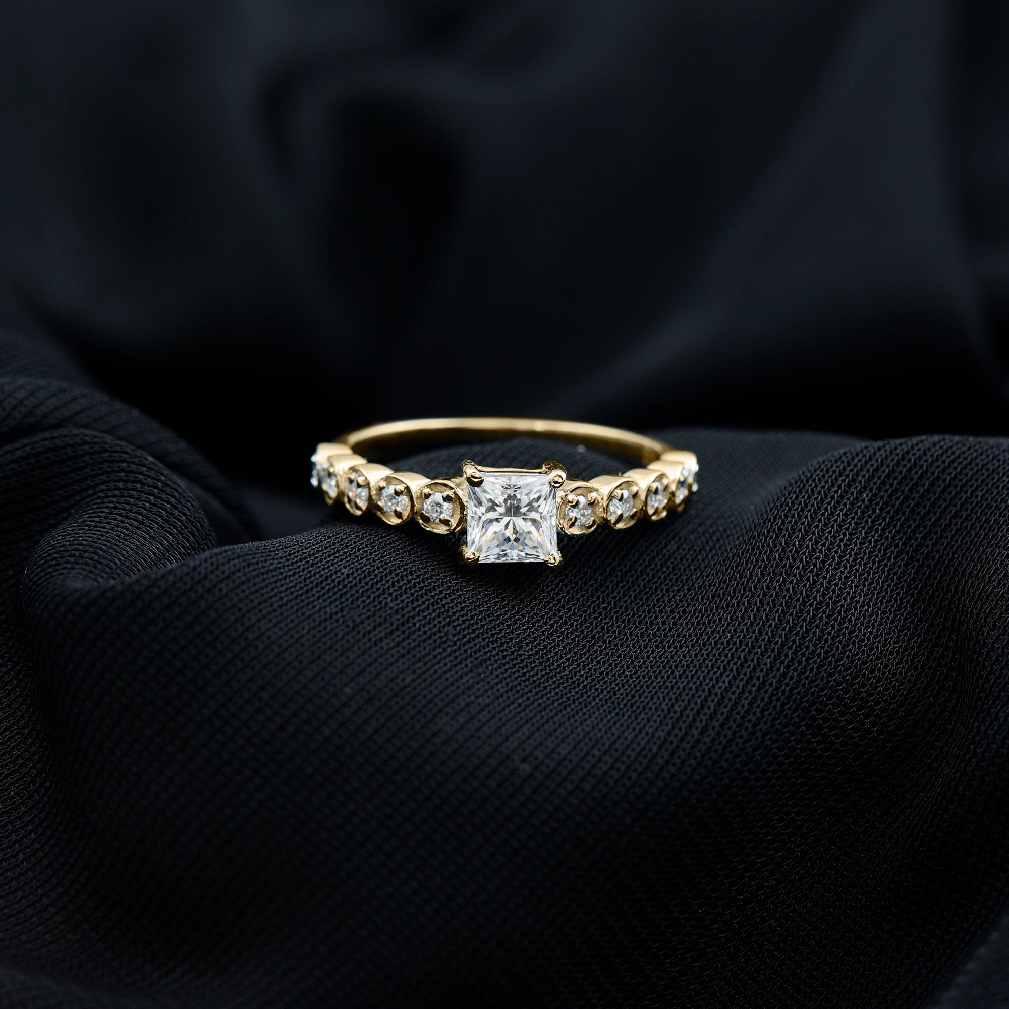 Lab Grown Diamond 5 MM Princess Cut Engagement Ring With Side Stones