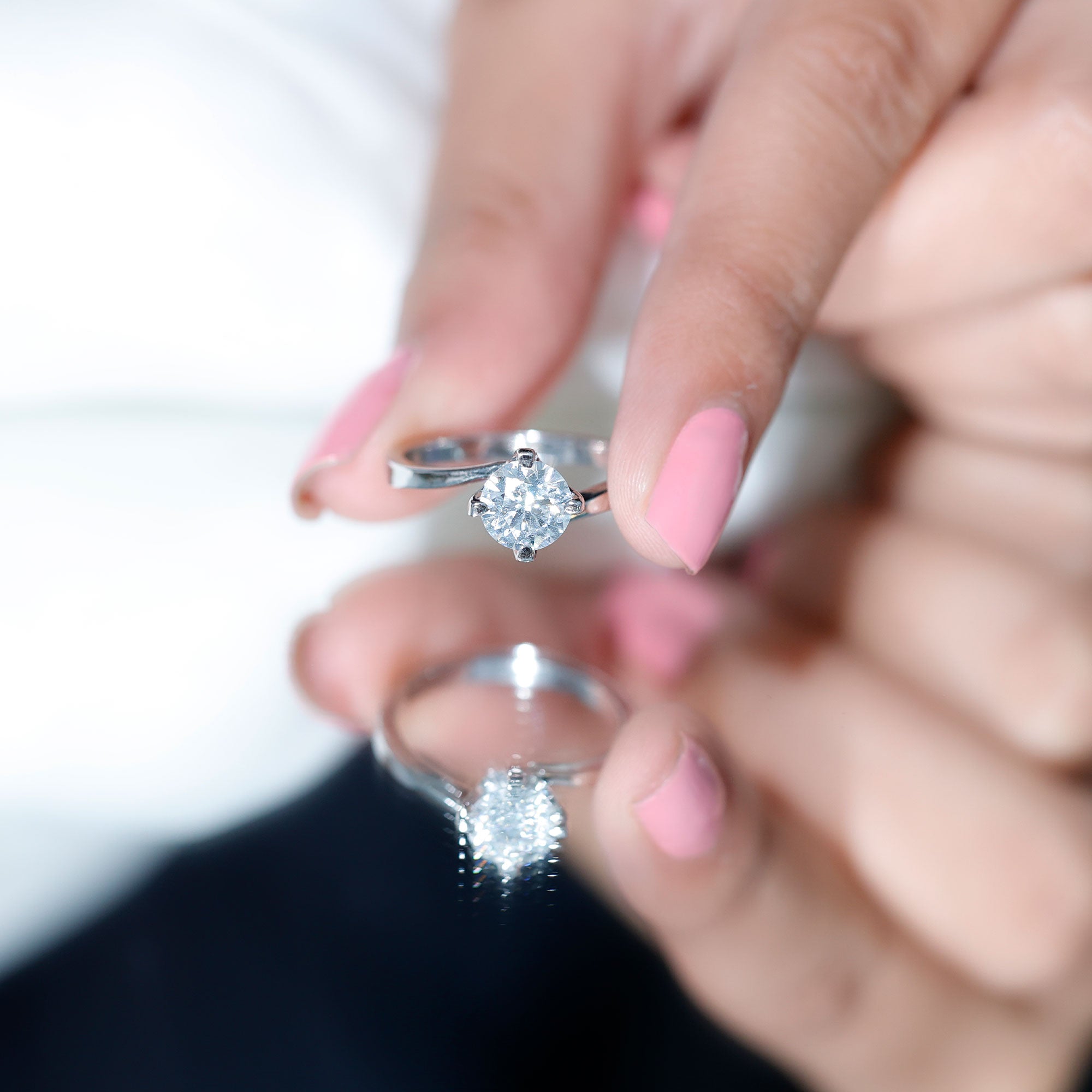 Lab Grown Diamond Engagement Ring With Diagonal 4 Prongs