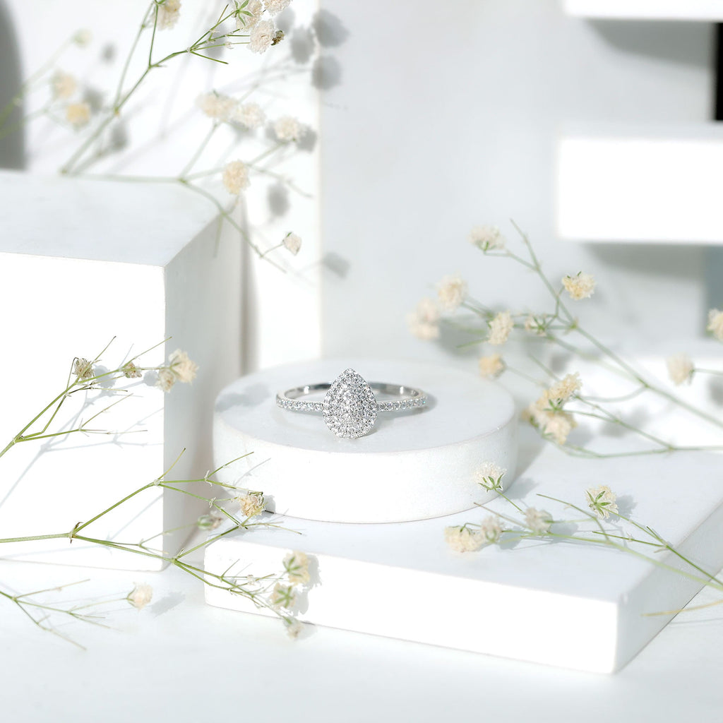 Lab Grown Diamond Pear Shaped Engagement Ring for Her