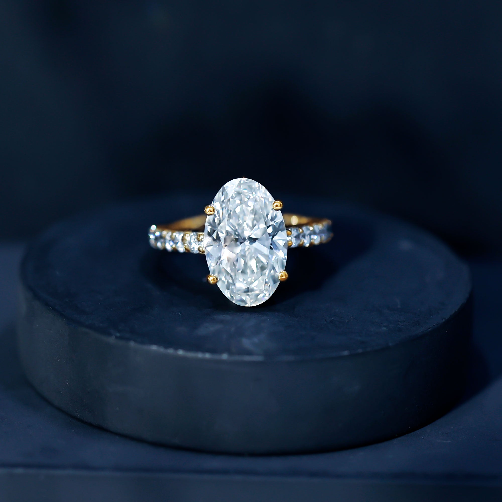 5 Carat Big Lab Grown Diamond Oval Engagement Ring with IGI Certificate