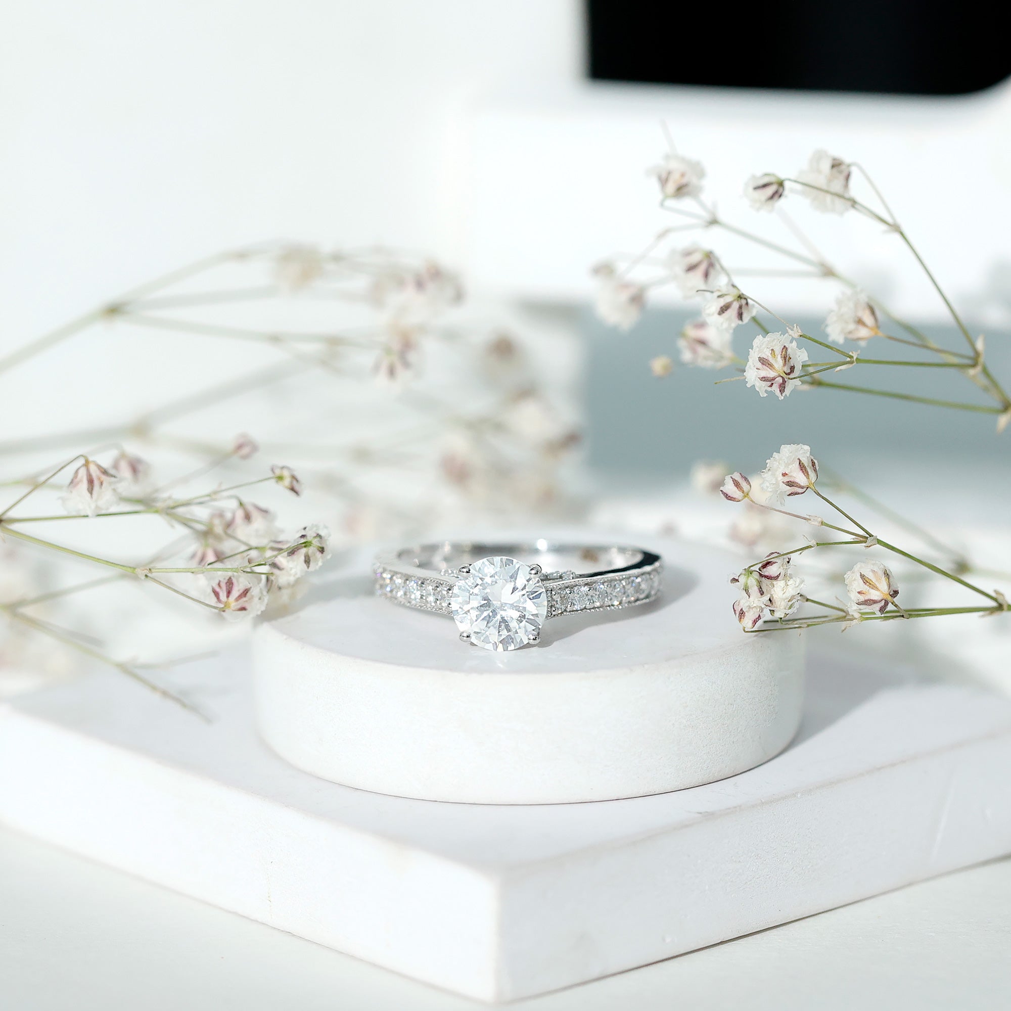 Certified Lab Grown Diamond 2 Carat Solitaire Engagement Ring