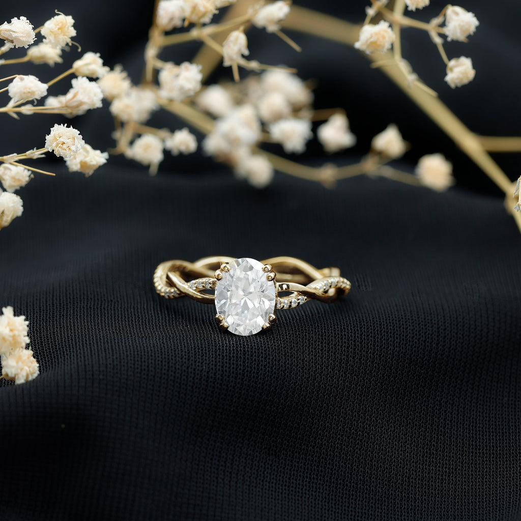 7X9 mm Lab Grown Diamond Oblong Engagement Ring