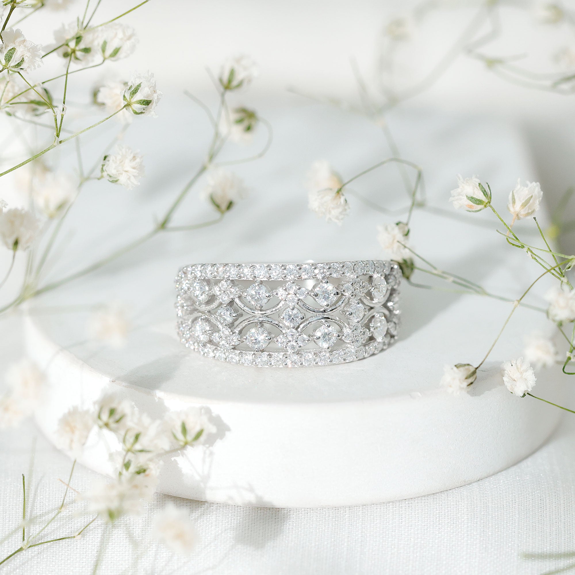 Vintage Inspired Lab Grown Diamond Wedding Band for Women