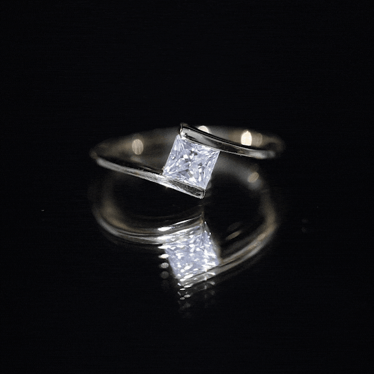 5 mm Princess Cut Lab Grown Diamond Ring With Tension Setting