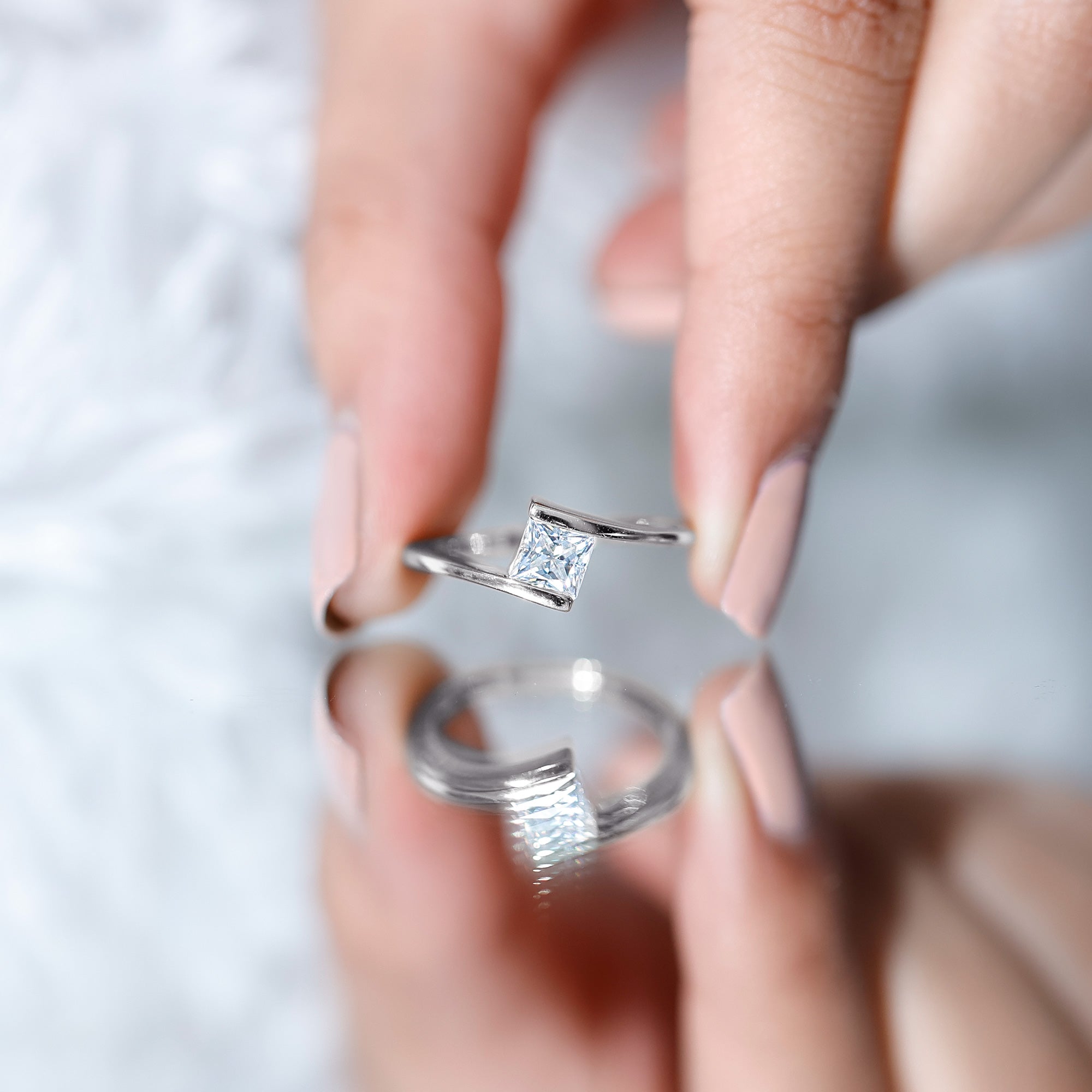 5 mm Princess Cut Lab Grown Diamond Ring With Tension Setting