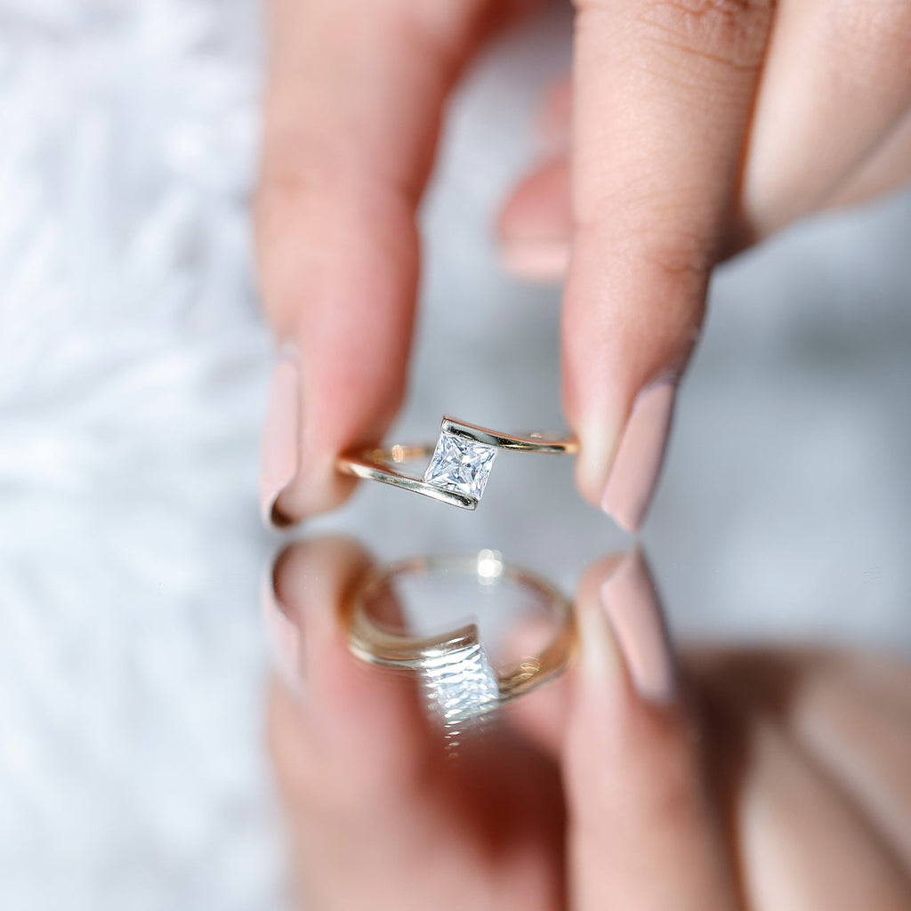 5 mm Princess Cut Lab Grown Diamond Ring With Tension Setting