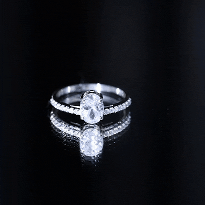 1.2 Carat Oval Cut Solitaire Zircon Engagement Ring with Side Stones