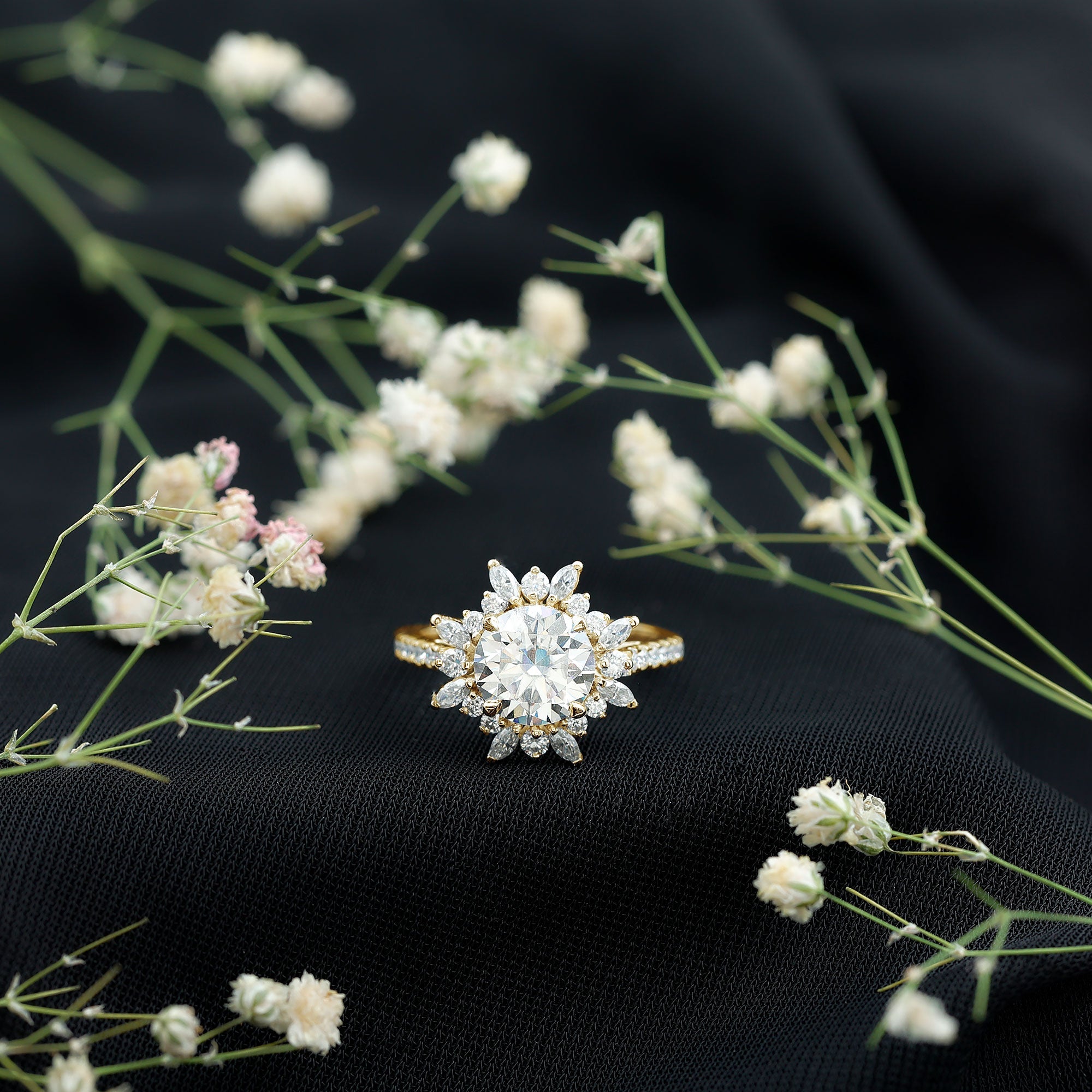 2 Carat Round Zircon Floral Halo Statement Ring