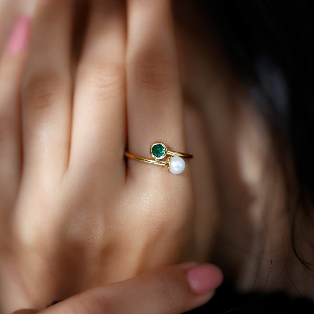 Freshwater Pearl Emerald Toi Et Moi Promise Ring